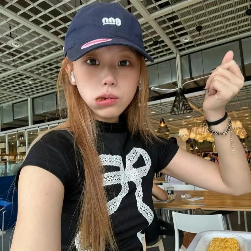 华利斯与爱德华